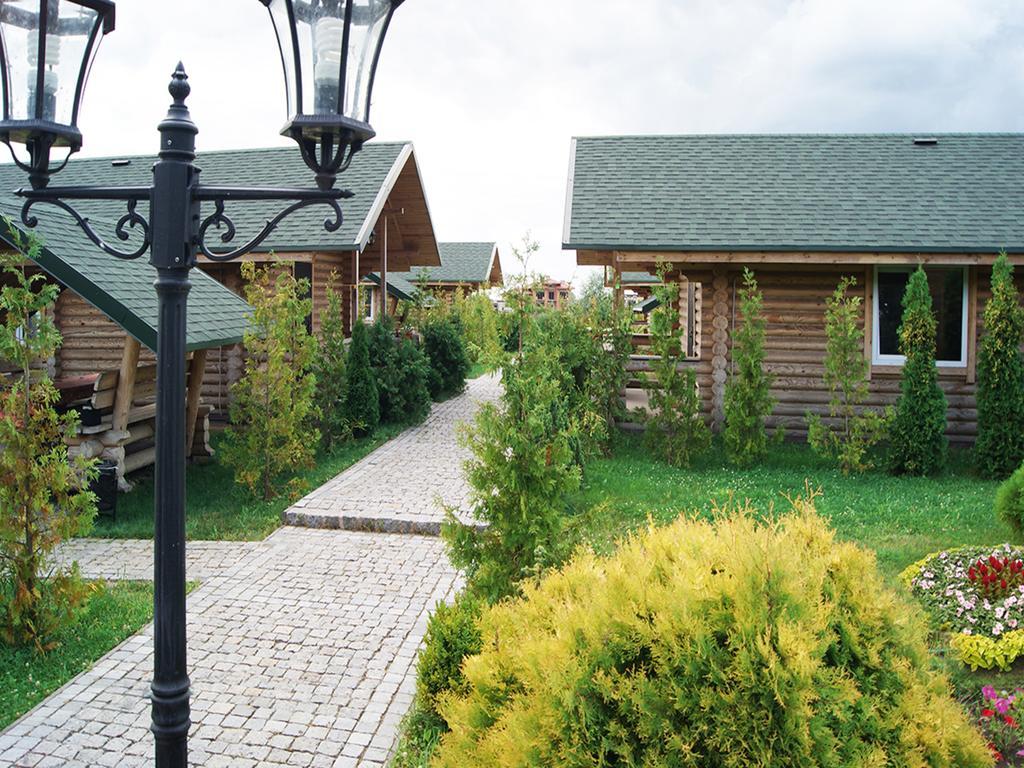 Eco Village Obukhiv Екстер'єр фото